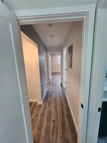 9033 Lindley Avenue, Northridge, California 91325