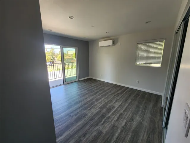9033 Lindley Avenue, Northridge, California 91325