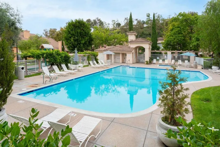 72 Nightingale Drive, Aliso Viejo, California 92656