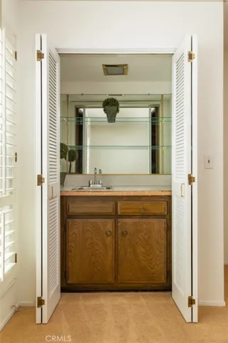  Wet bar in living room