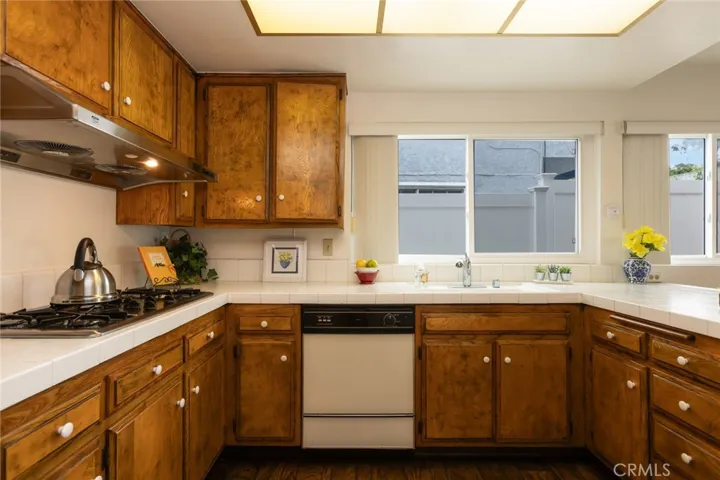 12720 Sanford Street, Los Angeles, California 90066