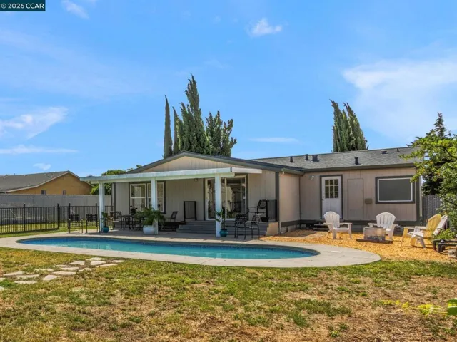 2803 Minta Ln, Antioch, California 94509