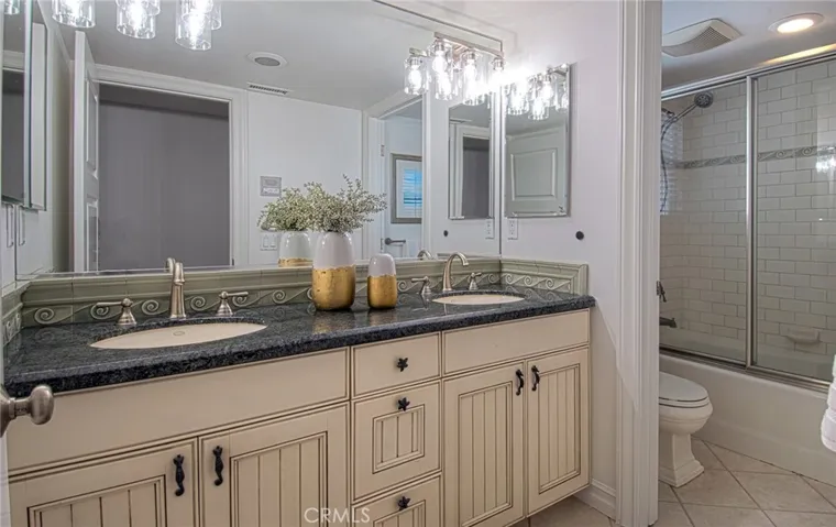 512 35th, Newport Beach, California 92663