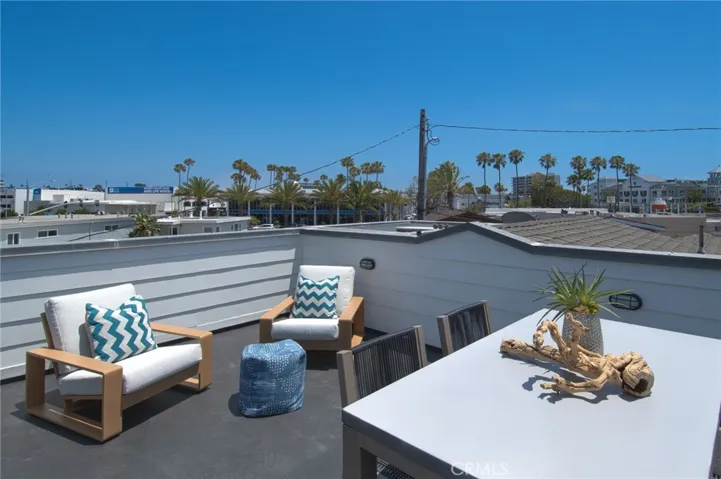 512 35th, Newport Beach, California 92663