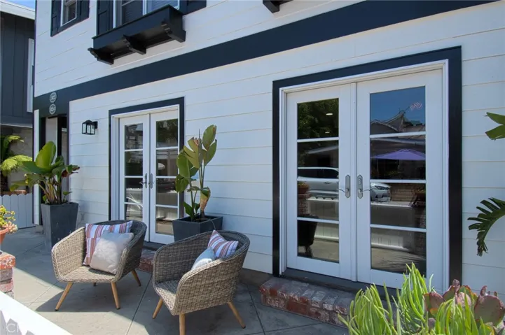 512 35th, Newport Beach, California 92663