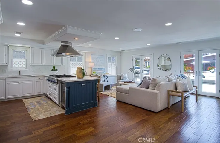 512 35th, Newport Beach, California 92663