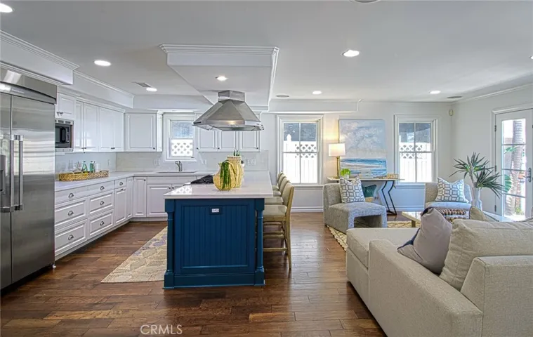 512 35th, Newport Beach, California 92663