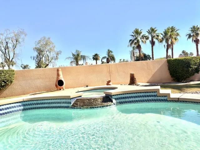 pool 1