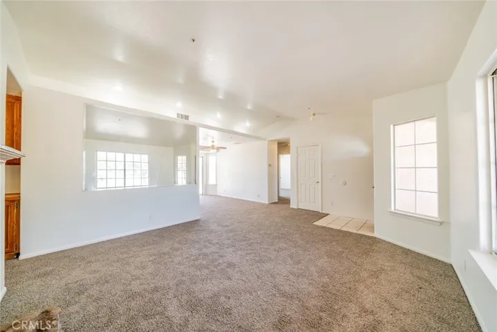 8417 Ailanthus, Phelan, California 92371