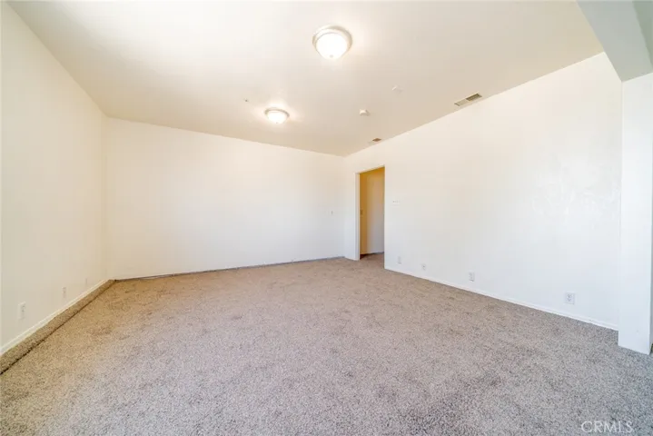 8417 Ailanthus, Phelan, California 92371