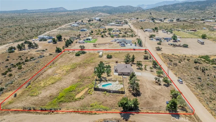 8417 Ailanthus, Phelan, California 92371
