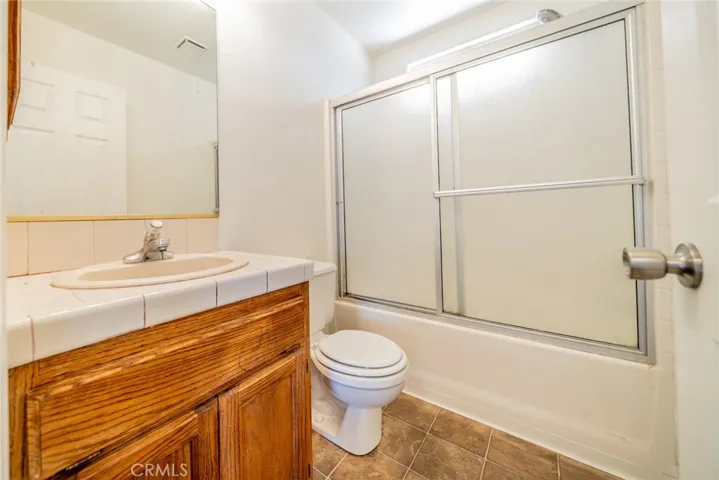 8417 Ailanthus, Phelan, California 92371