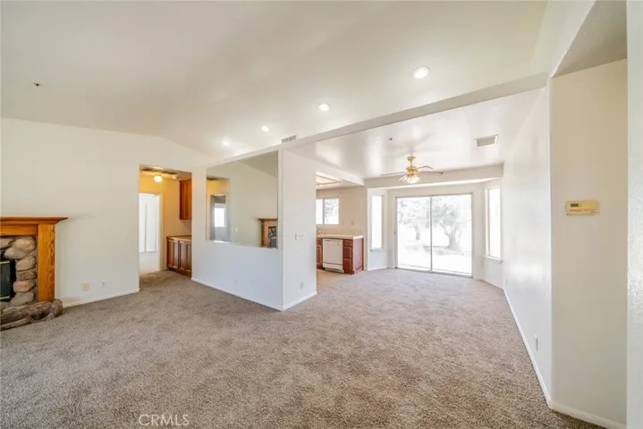8417 Ailanthus, Phelan, California 92371