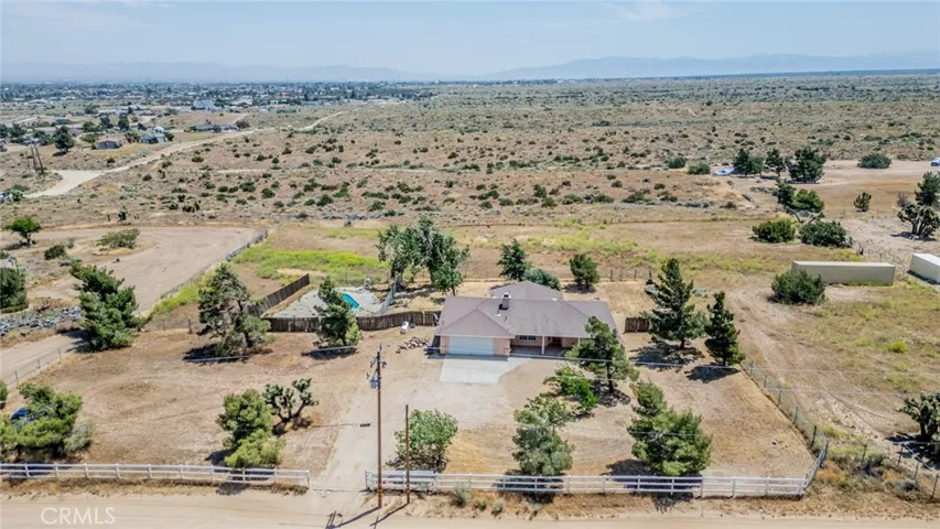 8417 Ailanthus, Phelan, California 92371