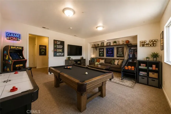 8417 Ailanthus, Phelan, California 92371