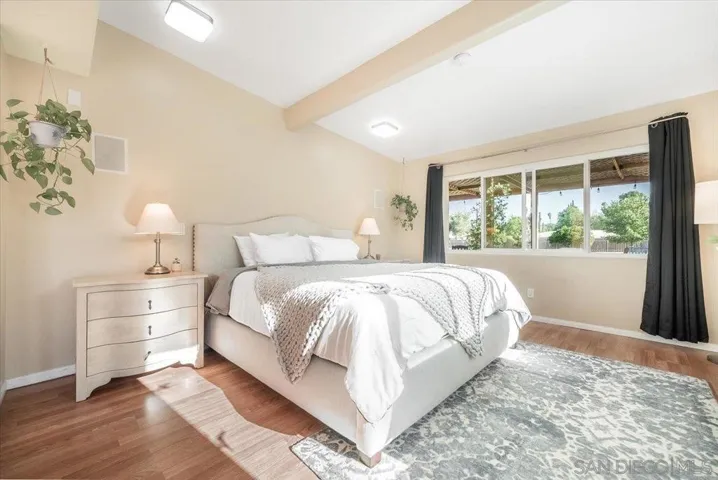 1015 Gamble Ln, Escondido, California 92029