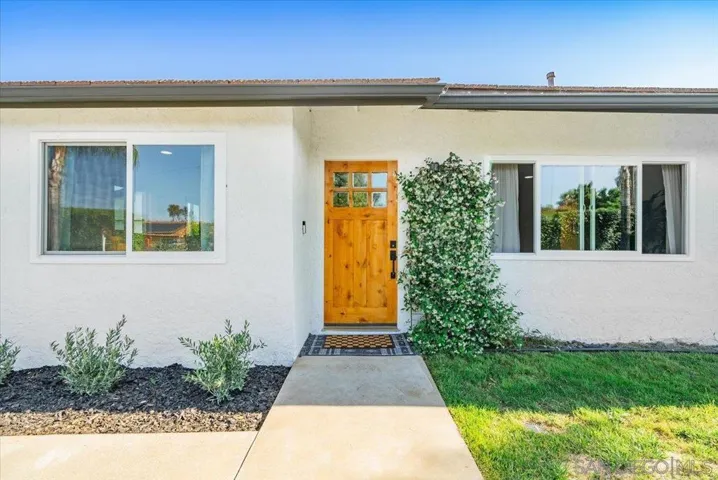 1015 Gamble Ln, Escondido, California 92029