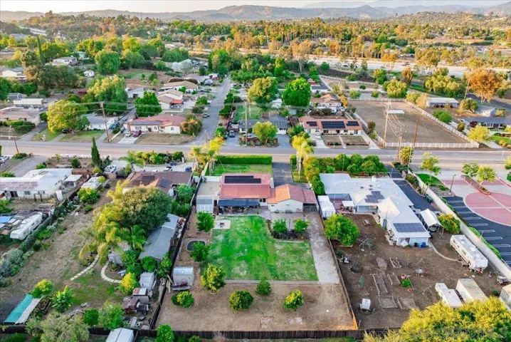 1015 Gamble Ln, Escondido, California 92029