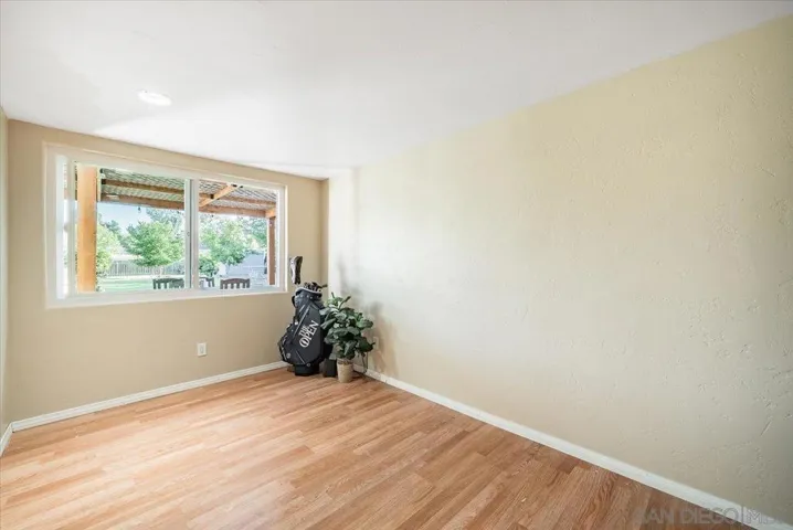 1015 Gamble Ln, Escondido, California 92029