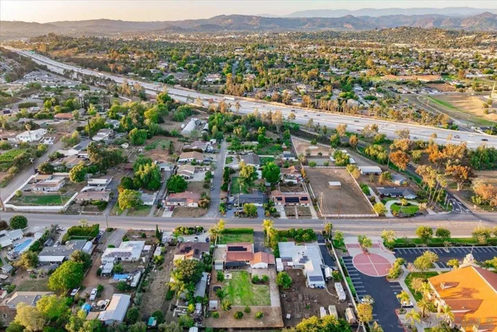 1015 Gamble Ln, Escondido, California 92029