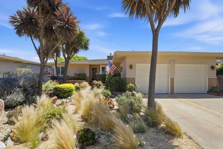 325 San Vincente Avenue, Salinas, California 93901