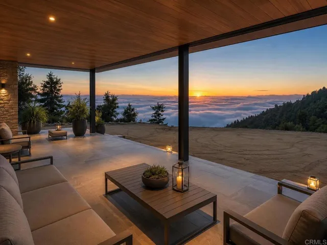 Yes, that is the view available with an example of a structure built to capture that actual view.