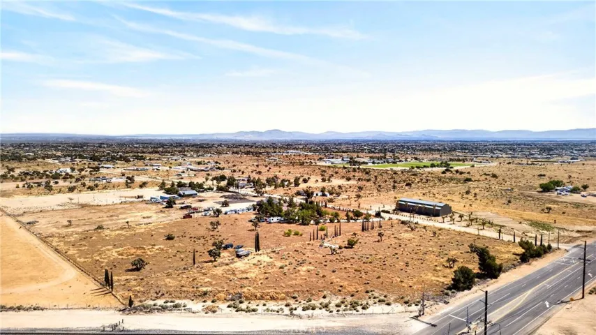 9770 Sunny Vista, Phelan, California 92371