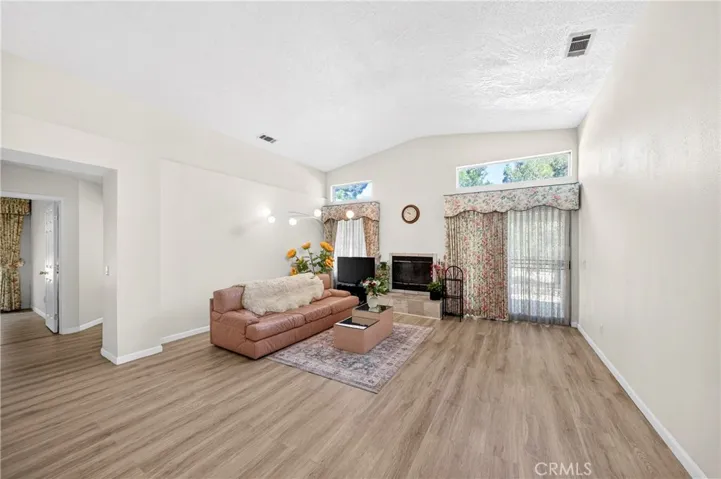 9770 Sunny Vista, Phelan, California 92371