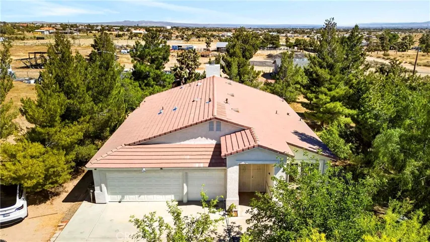 9770 Sunny Vista, Phelan, California 92371