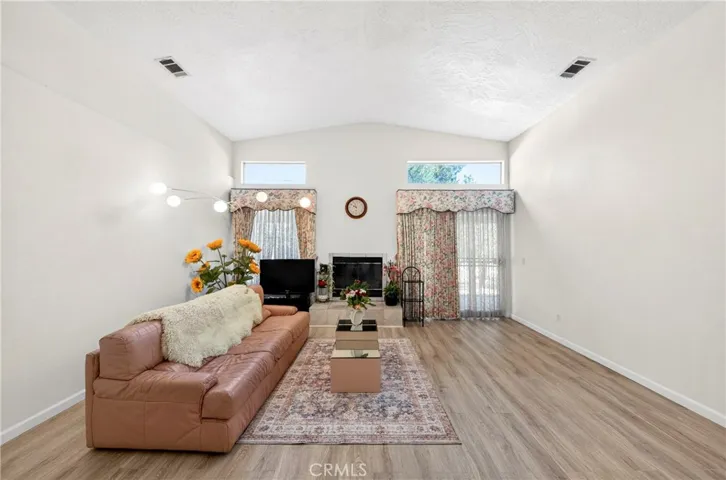 9770 Sunny Vista, Phelan, California 92371
