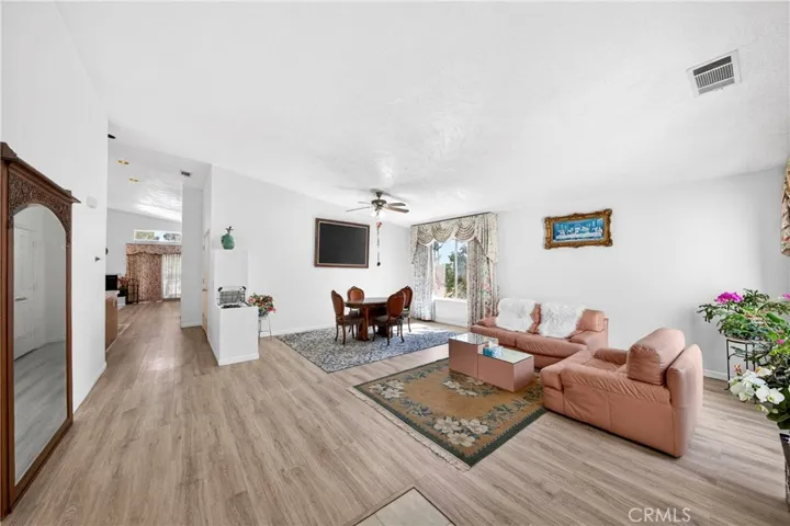 9770 Sunny Vista, Phelan, California 92371