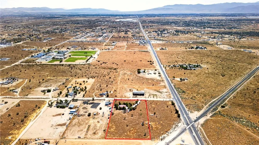 9770 Sunny Vista, Phelan, California 92371