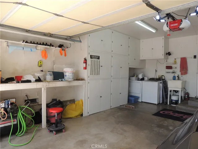 Garage - High Ceiling - II