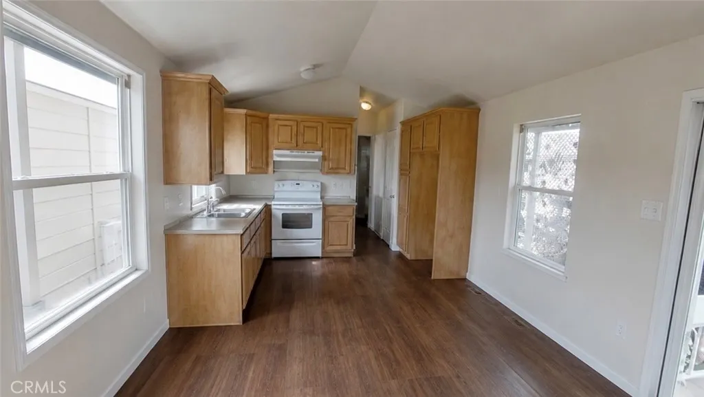 Kitchen open to livingroom