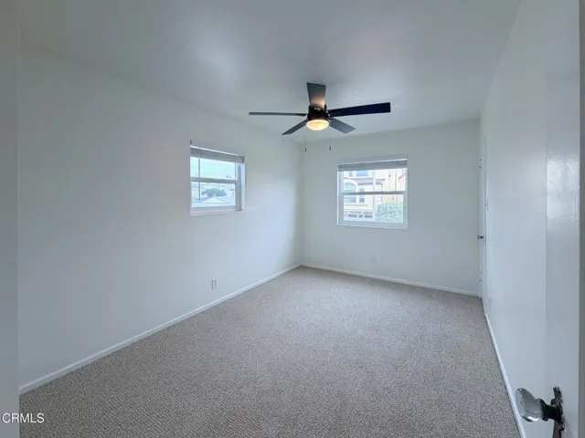 4027 Ocean Dr-10
