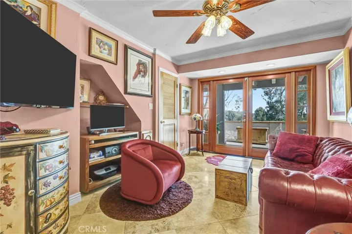 DEN/ Office / Bedroom 3