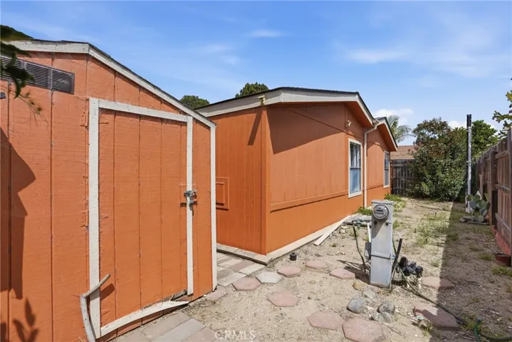 Shed