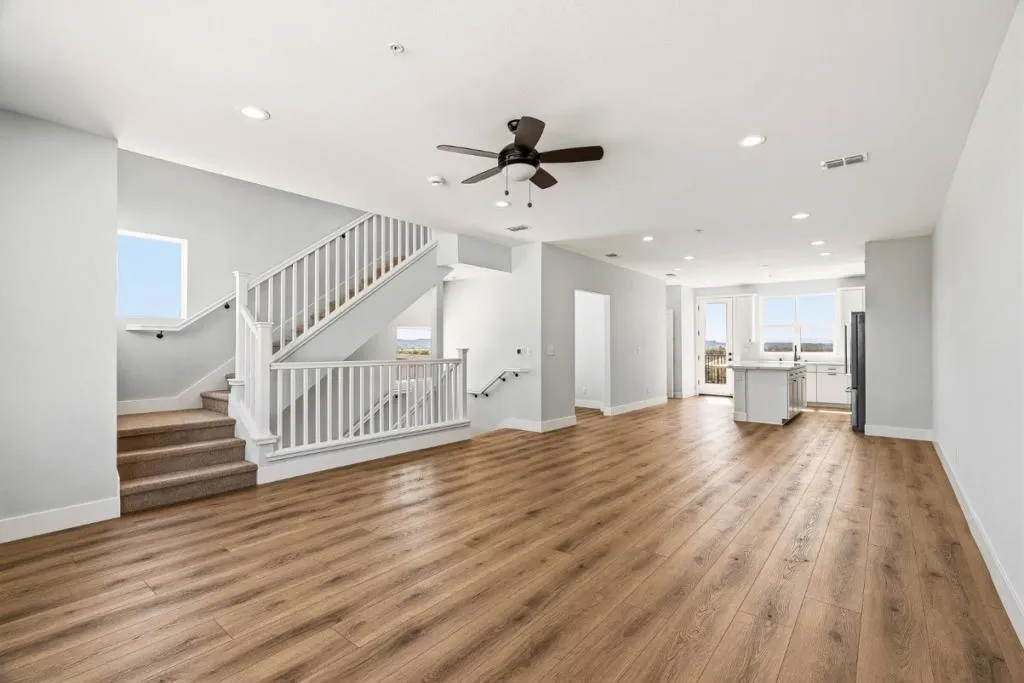 141 Skyline Vista