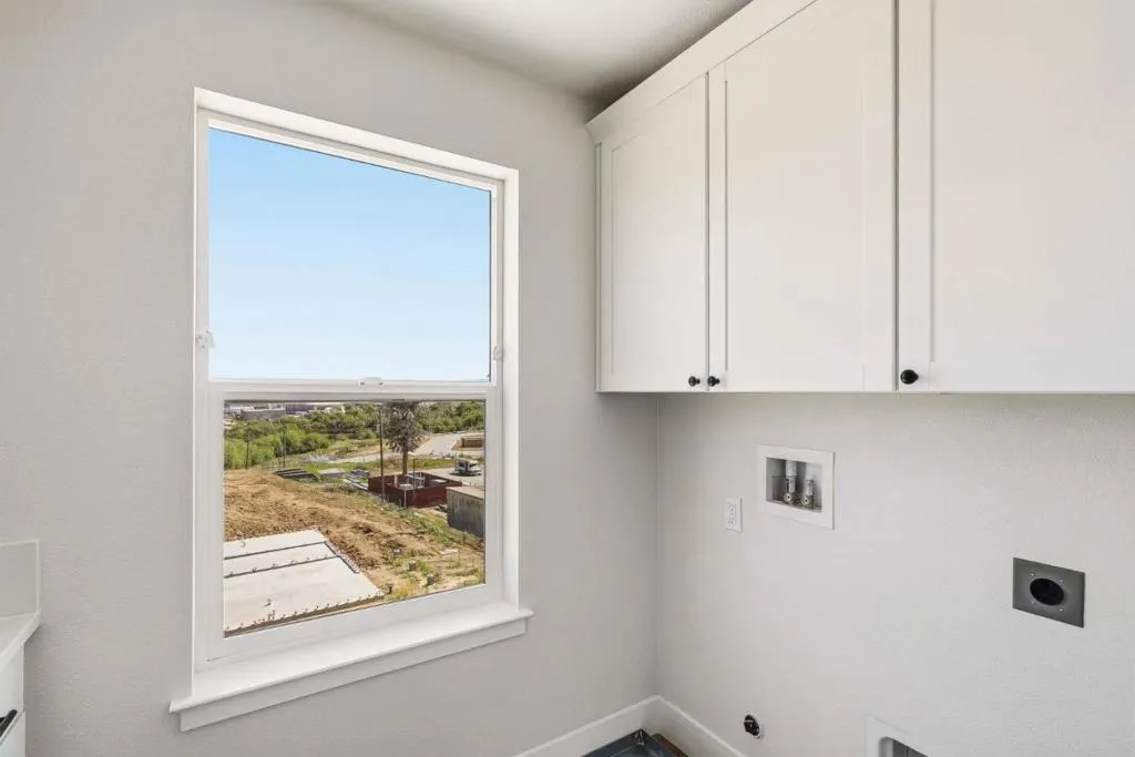 141 Skyline Vista