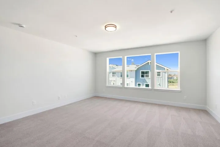 137 Skyline Vista