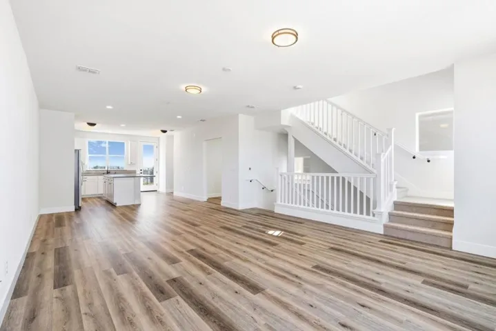 137 Skyline Vista