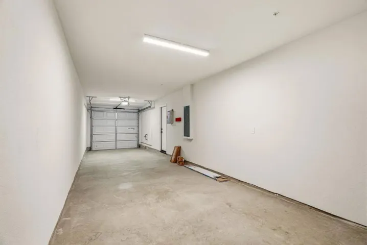 141 Skyline Vista