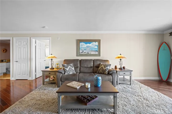 200 Pacific Coast M-9, Huntington Beach, California 92648