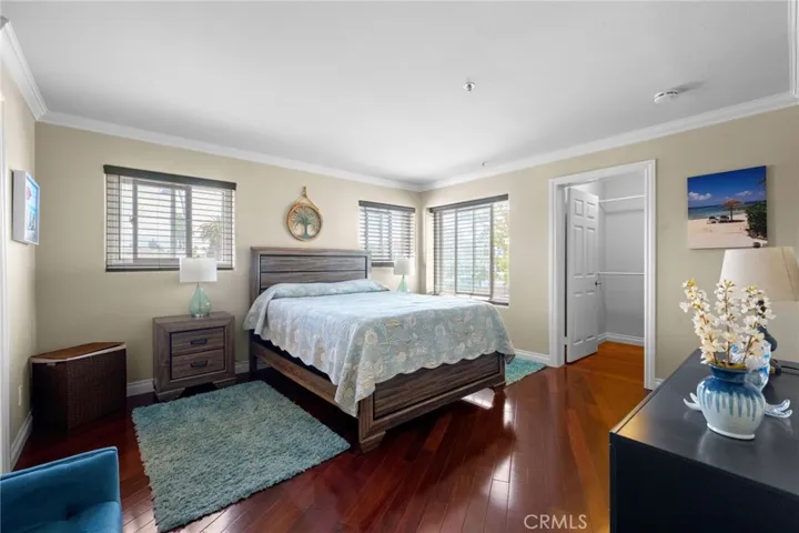 200 Pacific Coast M-9, Huntington Beach, California 92648