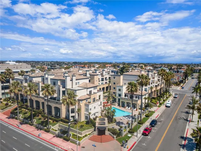 200 Pacific Coast M-9, Huntington Beach, California 92648