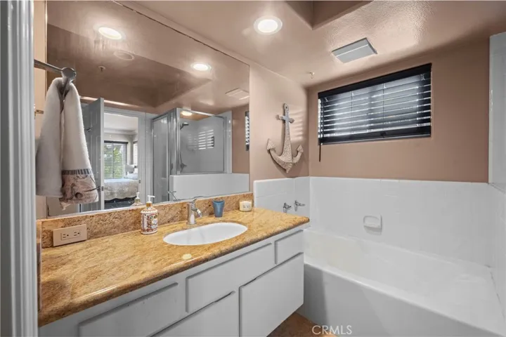 200 Pacific Coast M-9, Huntington Beach, California 92648