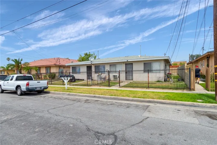 412 W Ramona, Rialto, California 92376