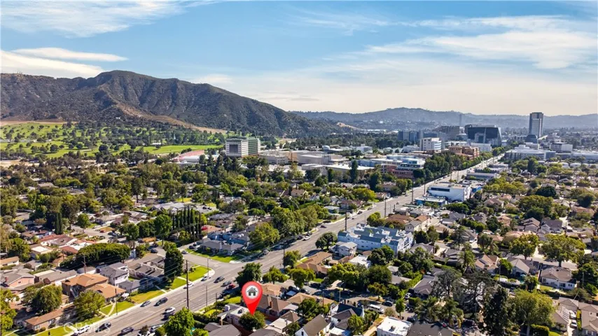 1713 W Alameda Avenue, Burbank, California 91506