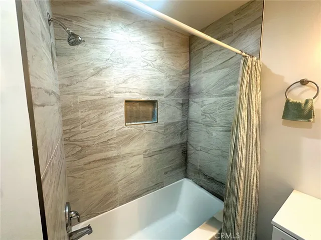569 E Colorado Avenue, Glendora, California 91740