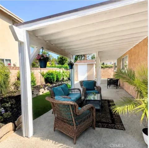 21104 Rosedell Drive, Saugus, California 91350